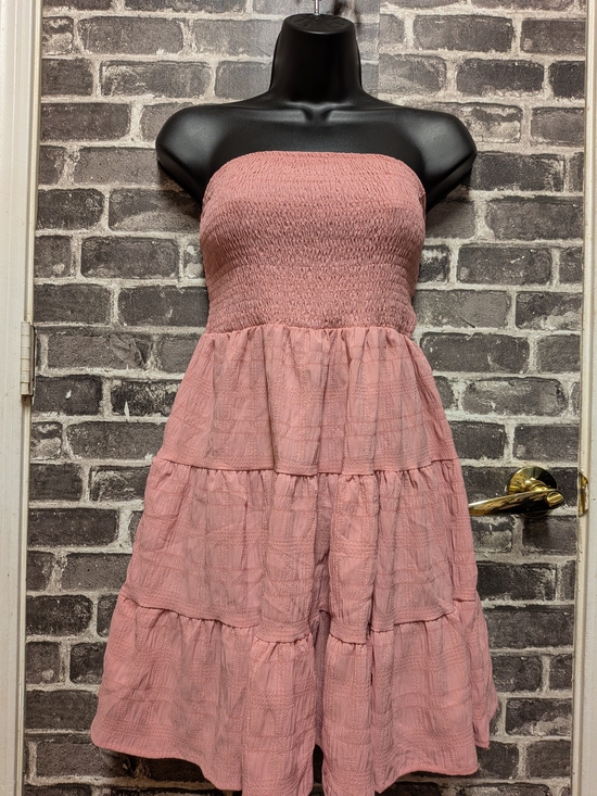 SHEIN Dresses & Skirts - SHEIN Strapless Tiered Dress in Dusty Pink